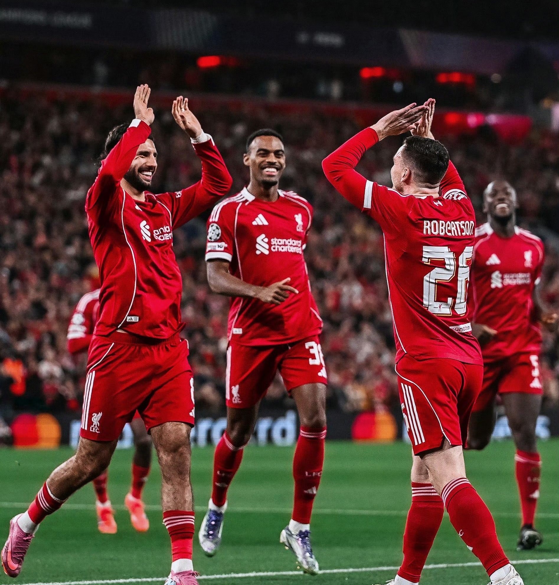  英超集结日走向成谜，芝加哥公牛更衣室发声，球迷炸锅，纪律约束更严格