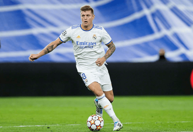 Scout在皇家马德里比赛中惊险取胜,精彩发挥引发热议!的简单介绍 Scout在皇家马德里比赛中惊险取胜,精彩发挥引发热议!的简单介绍